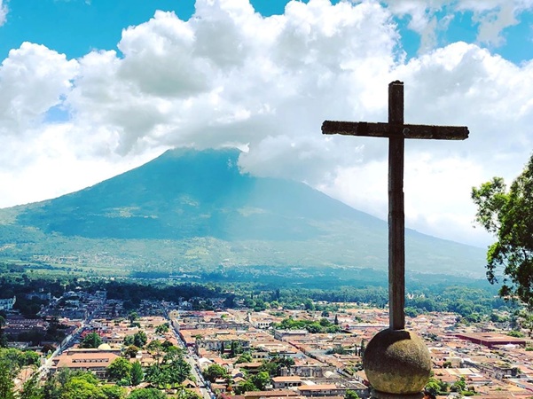 Hike to the Cerro de la Cruz